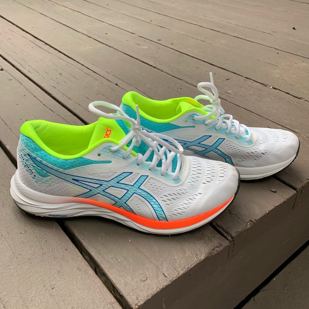 ASICS gel excite 6
